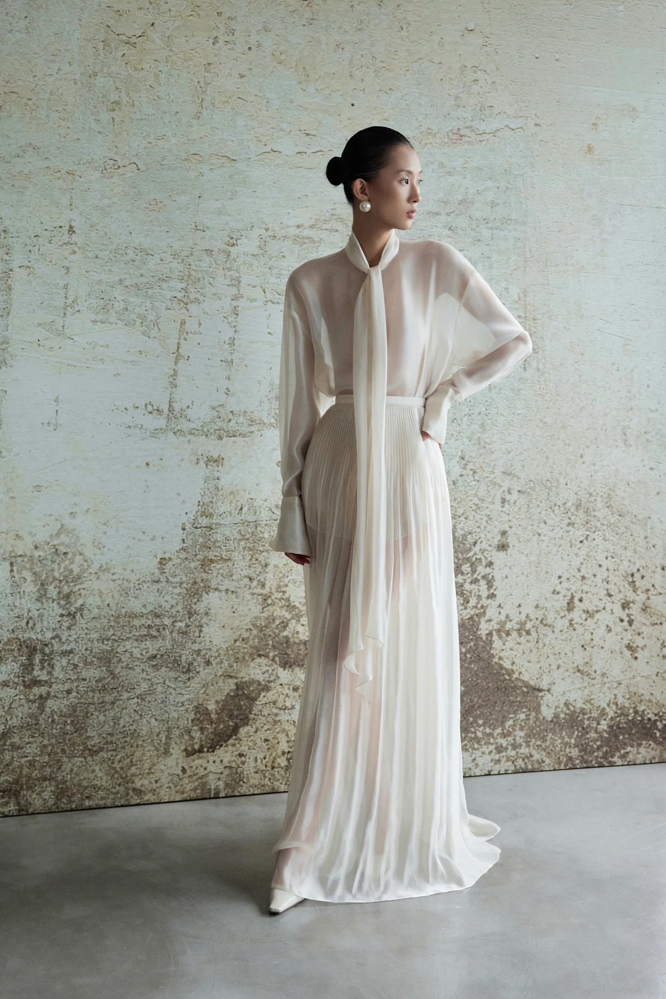 HOÀ Blouse - Image 2